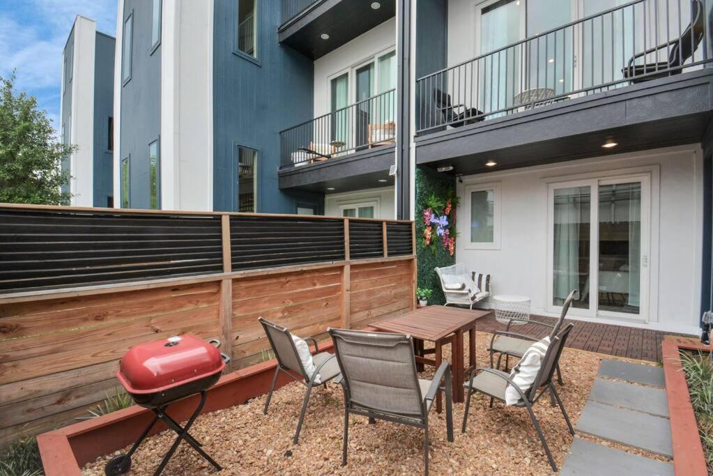 Beautiful Luxurious Houston Galleria Home Экстерьер фото