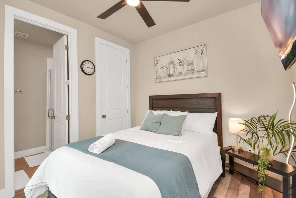Beautiful Luxurious Houston Galleria Home Экстерьер фото
